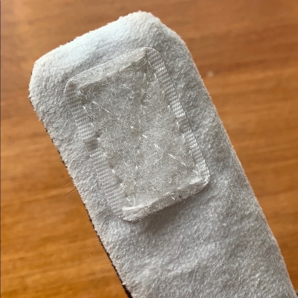 Bark box wearable squeaky dog toy award show M/F M - Picture 5 of 7